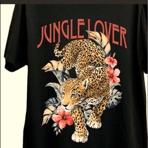 Jungle Lover Tee. Black background Men/Women NWOT